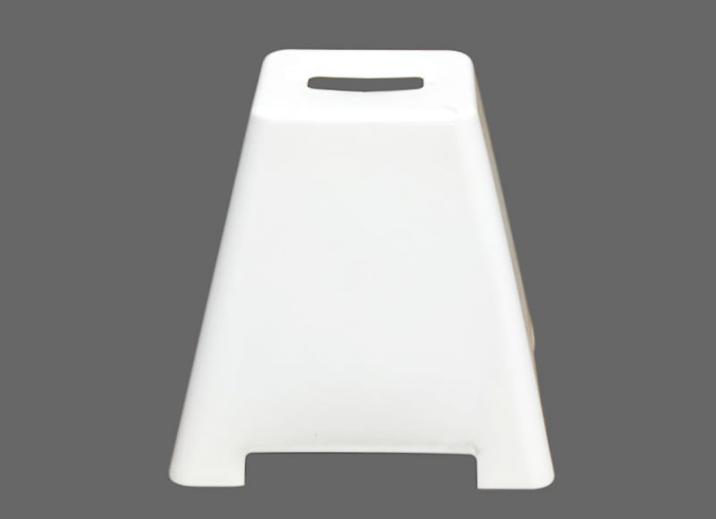 出口馬場(chǎng)標(biāo)牌